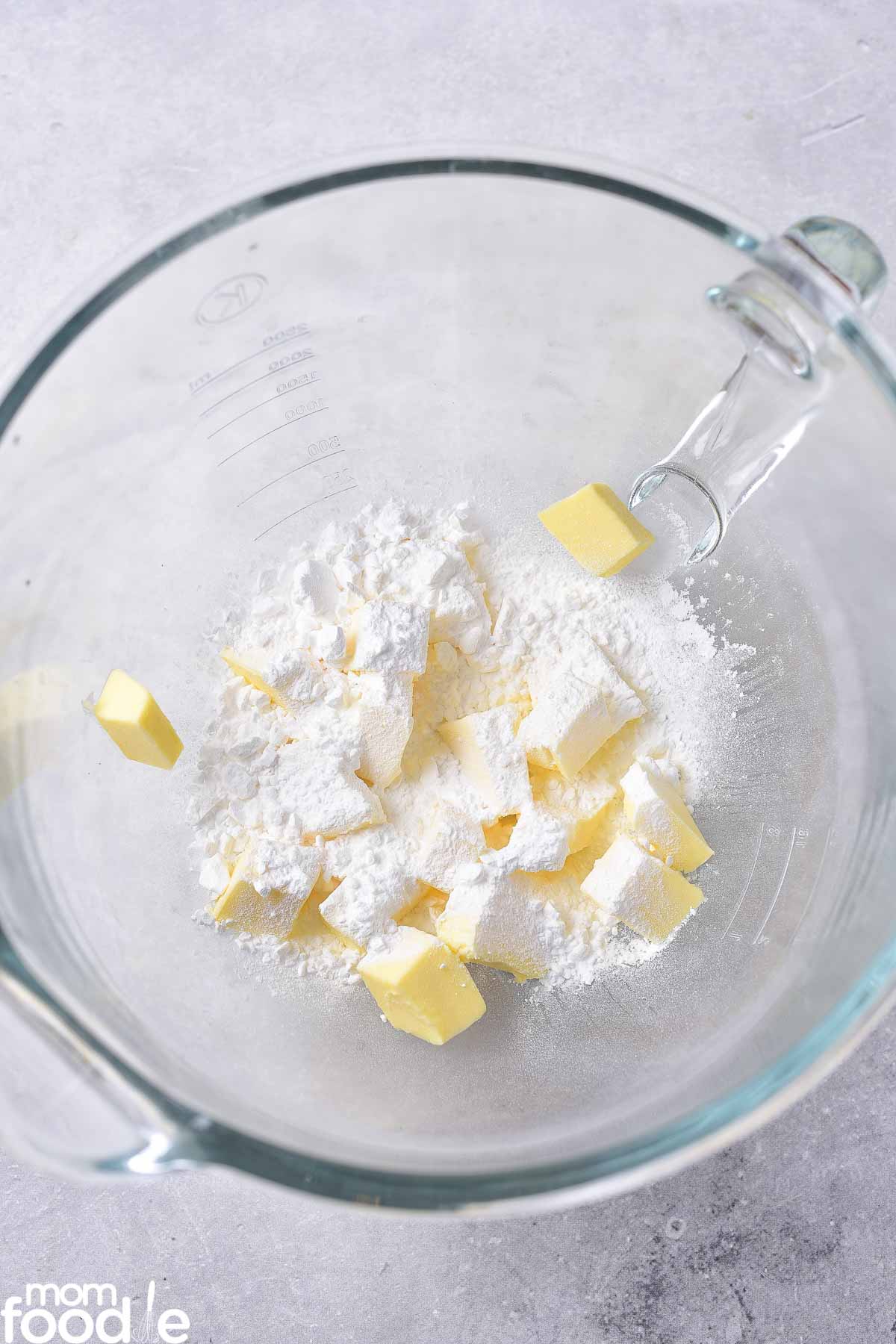 soft butter pieces with powdered sugar ready for creaming.