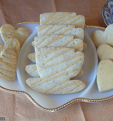 chai cookies | Glazed Chai Shortbread Cookie recipe