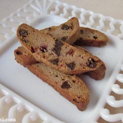 pomegranate seed and dark chocolate biscotti cookies recipe