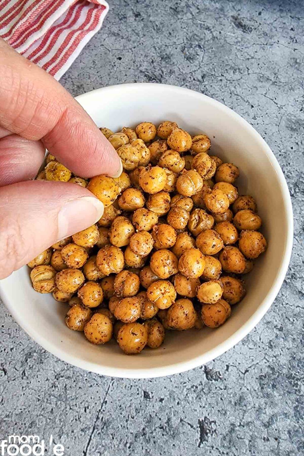 Air Fryer Chickpeas {Crispy Healthy Snack} Mom Foodie
