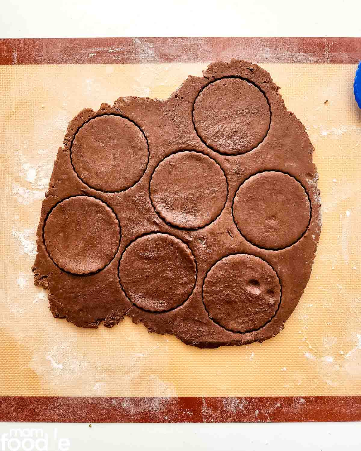 cut cookies