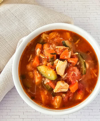 minestrone soup with chicken