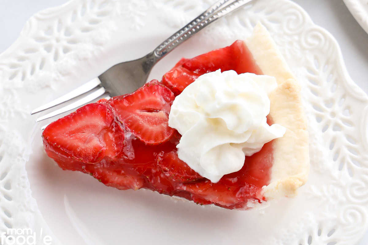 jello strawberry pie