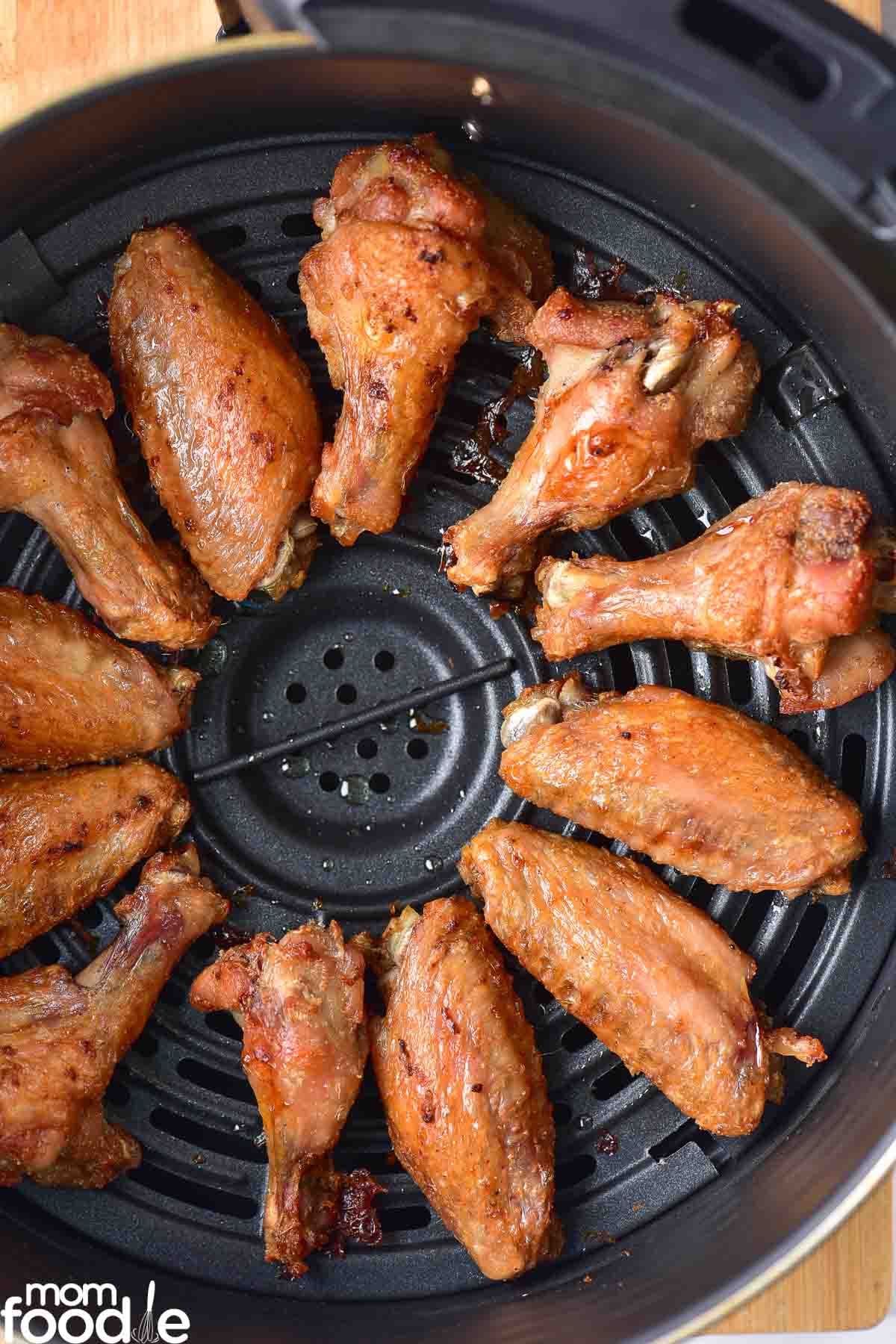 air fried chicken wings.