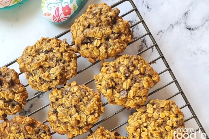 banana chocolate chip cookies