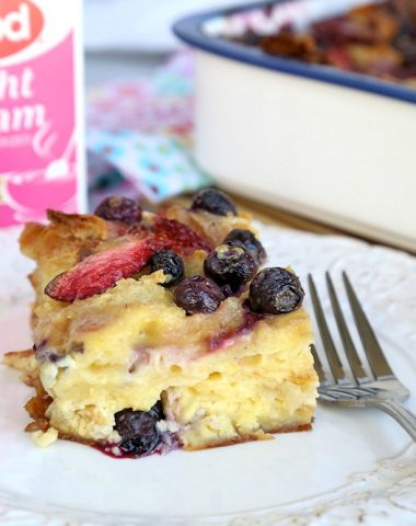 Berry breakfast casserole