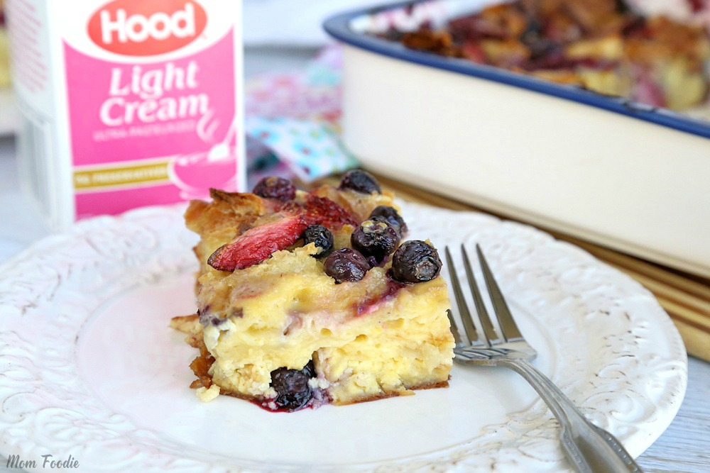 Berries And Cream Croissant Breakfast Casserole Recipe Mom Foodie