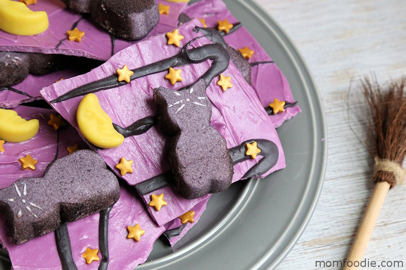 Black Cat Halloween Bark Mom Foodie