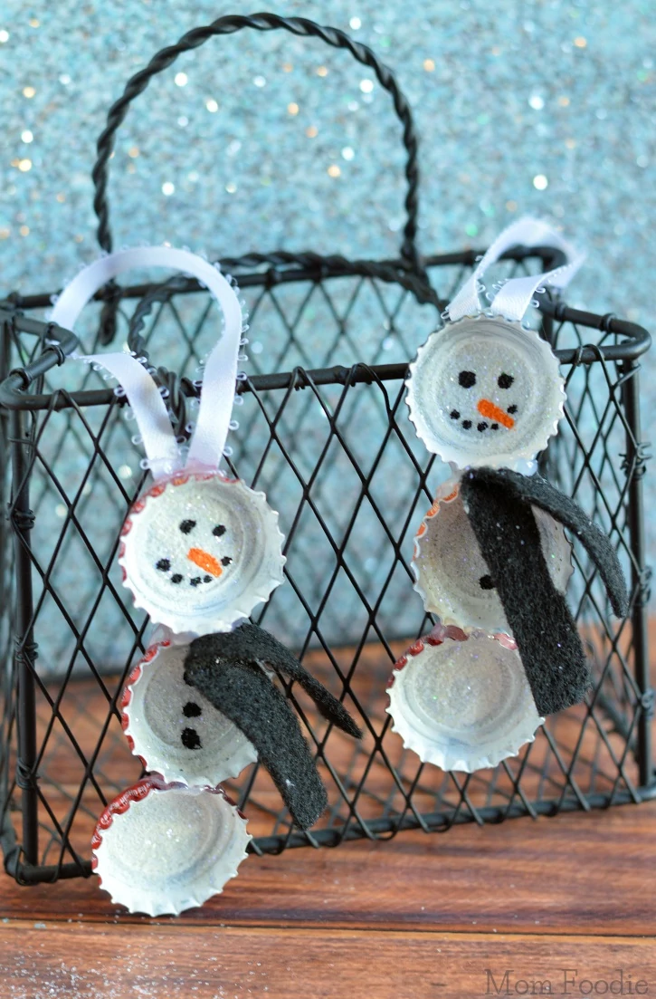 Bottle Cap Snowmen Ornaments