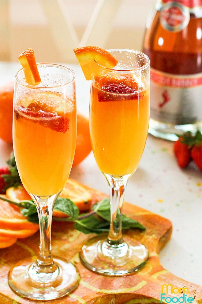 Strawberry Mimosa Brunch Cocktails