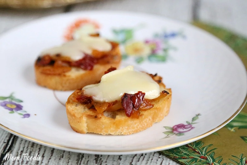 Caramelized Onion Tomato Jam Crostini with Brie Appetizer Recipe