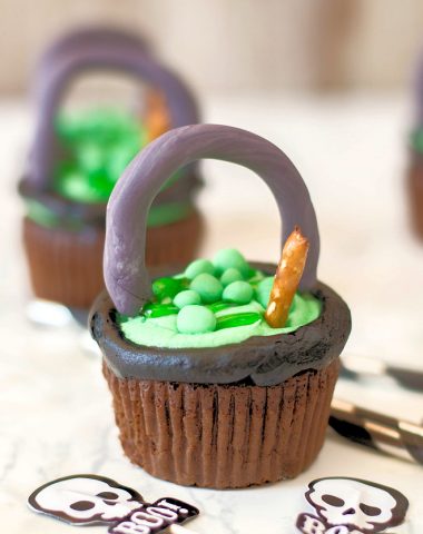 Cauldron Cupcakes