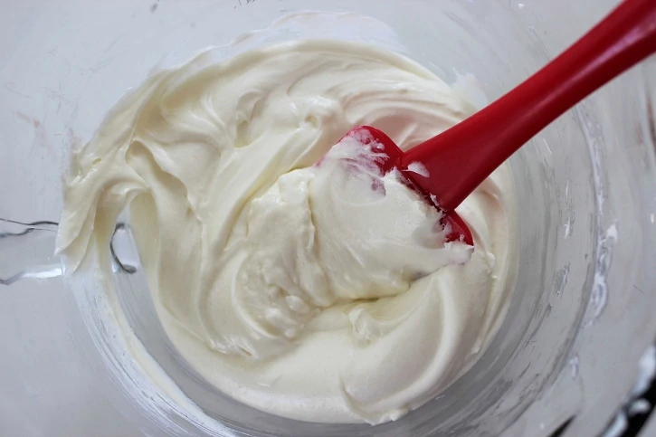 cream cheese mixture