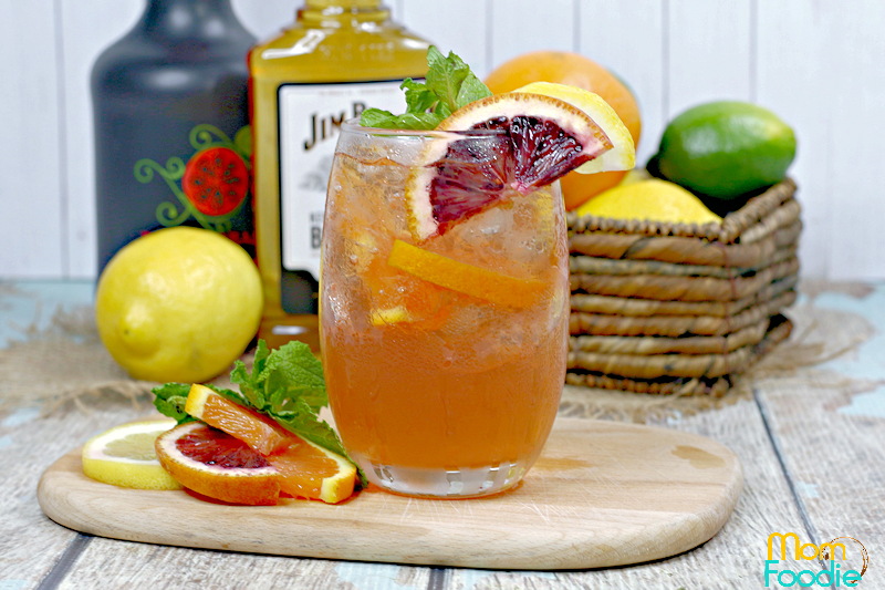 bourbon iced sweet tea with citrus
