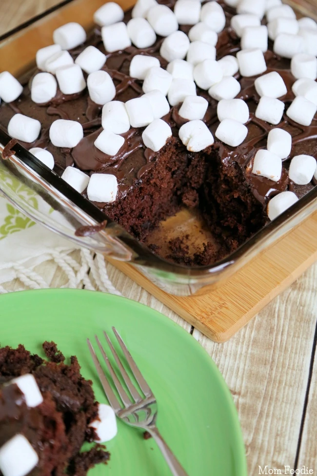 Cocoa Cake Recipe with marshmallows