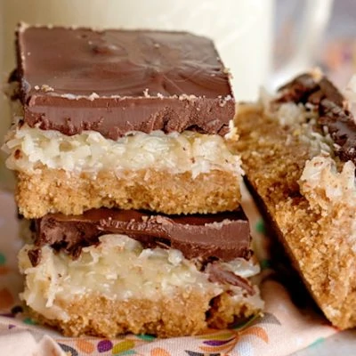 Coconut cookie bars