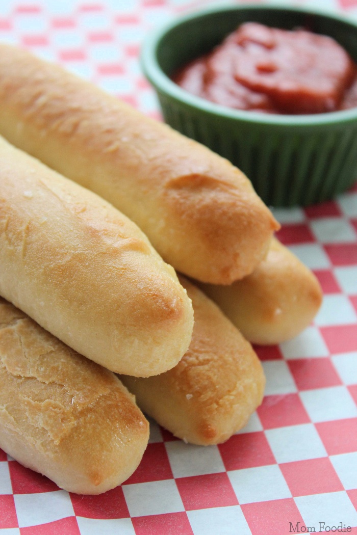 Copycat Olive Garden Bread Sticks Recipe