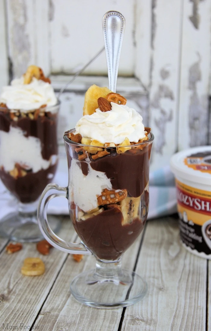 Chocolate Banana Parfait Recipe - The Crafting Nook