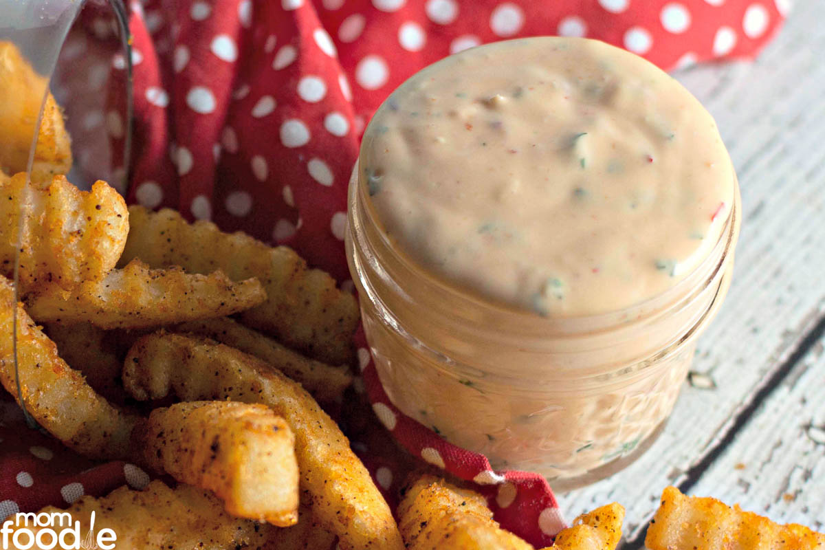 Creamy Sweet Chili Dip 