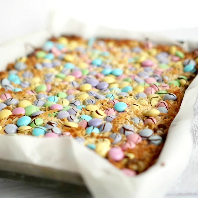baked cookie bars