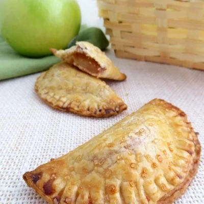 Easy Caramel Apple Hand Pies Recipe