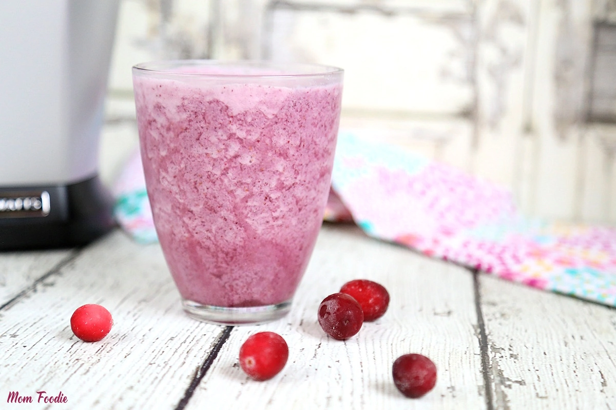 Fresh Cranberry Smoothie - Low Carb Keto Smoothie Recipe