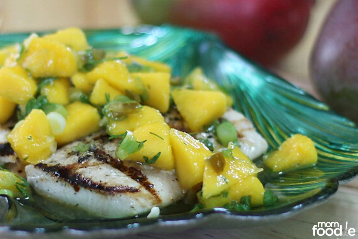 Grilled Mahi Mahi with Mango salsa