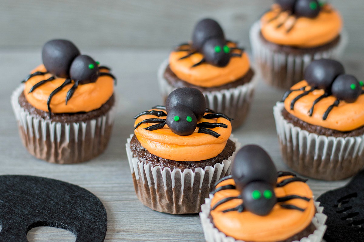 Halloween Cupcakes with Edible Spider Toppers