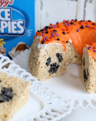 Halloween Rice Krispies Bundt Cake