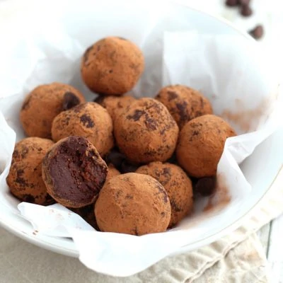 Healthy Chocolate Truffles