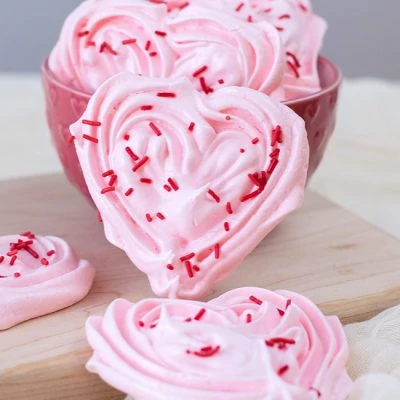 Heart Meringue Cookies