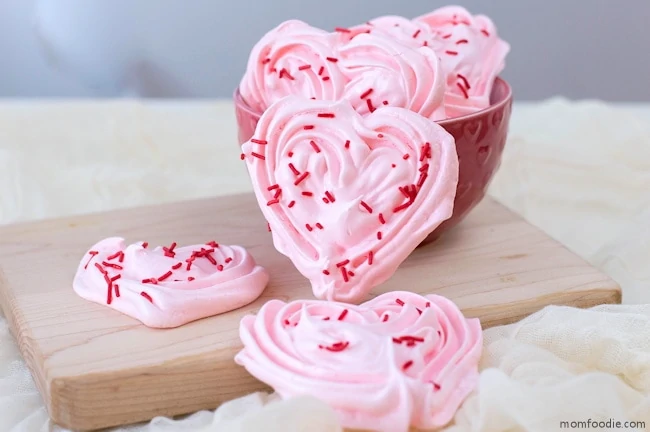 Heart Meringues for Valentine's day