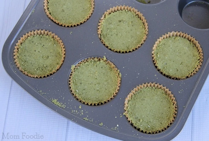 How to Make Green Tea Bath Bombs - recipe using matcha