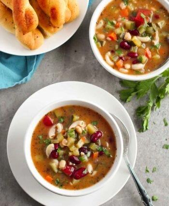 copycat Olive Garden Minestrone Soup
