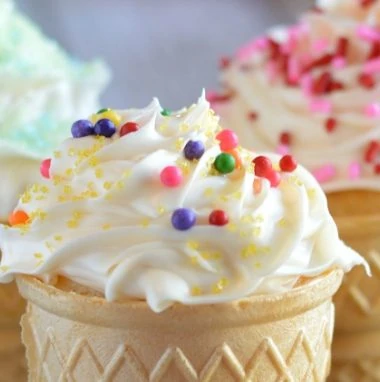 Ice Cream Cone Cupcakes easy dessert recipe