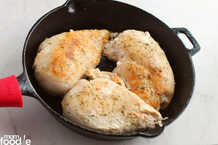 pan fry seasoned boneless skinless chicken breasts