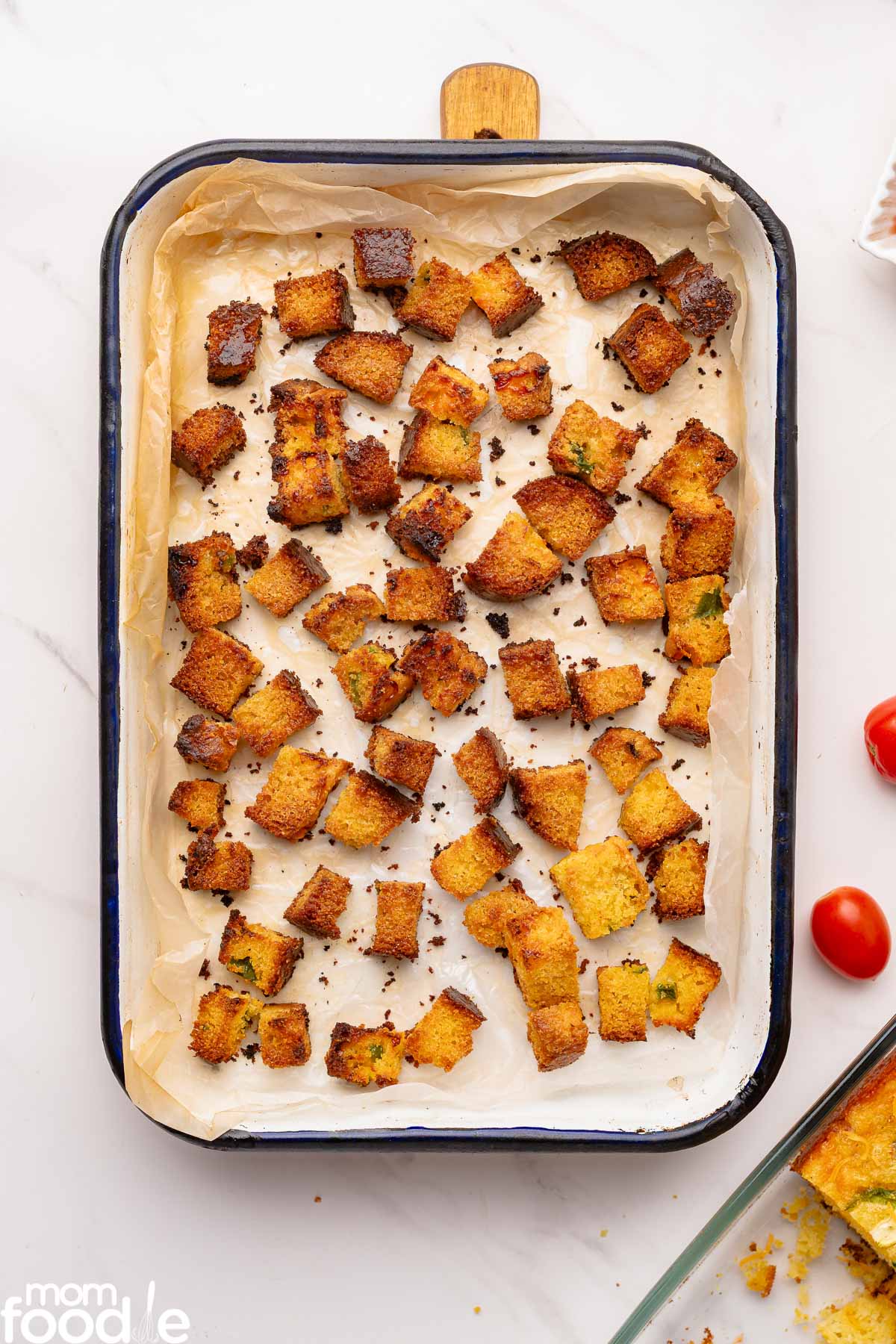 toasted cornbread croutons for salad