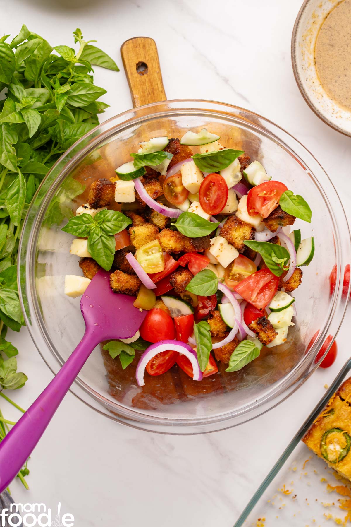 salad before added dressing