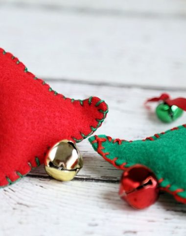 Jingle Bells DIY Christmas Cat Toys