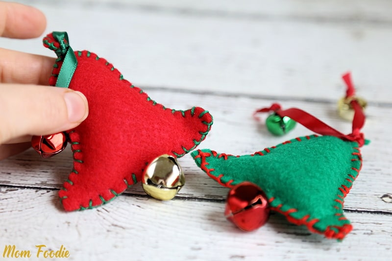 Jingle Bells DIY Christmas Cat Toys