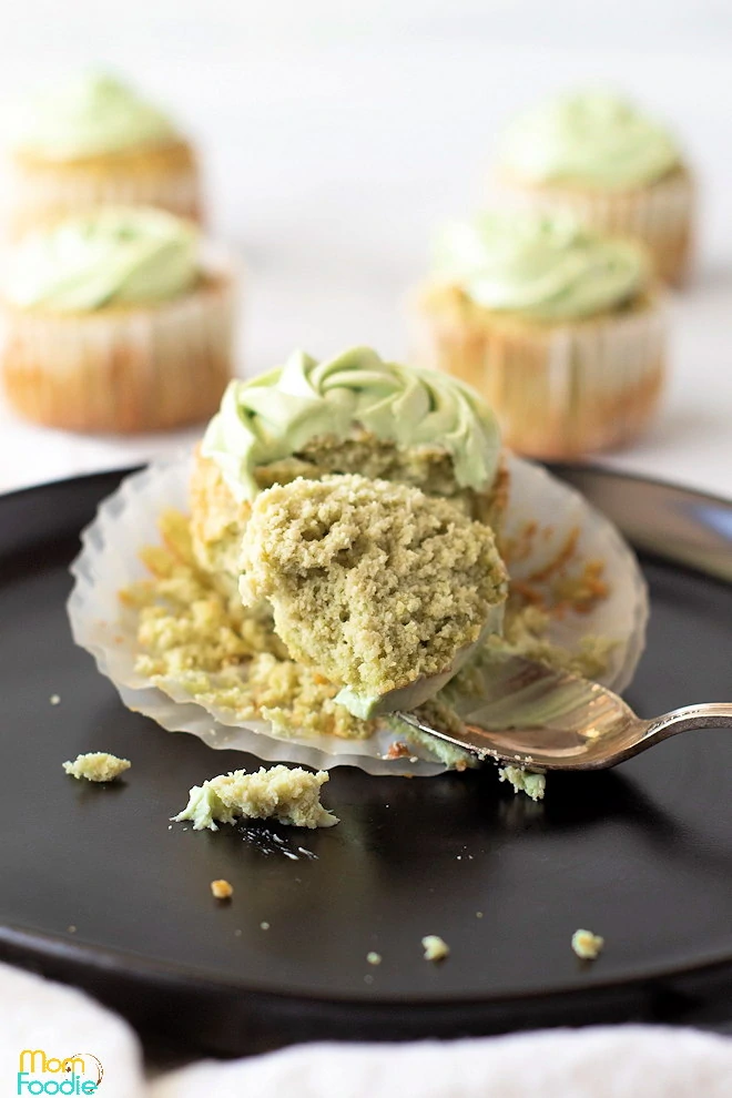 Keto Matcha Cupcakes with Green Tea Frosting - Mom Foodie