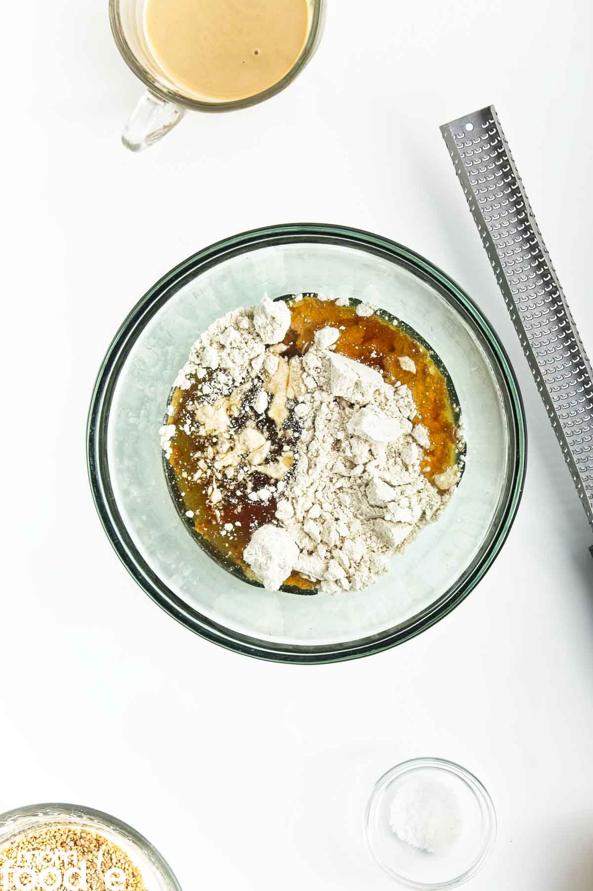 add dry ingredients  and wet ingredient to mixing bowl.
