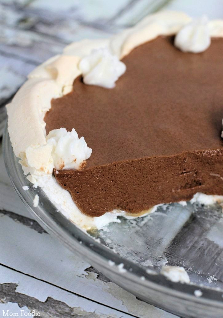 Non-Dairy-Chocolate-Angel-Pie