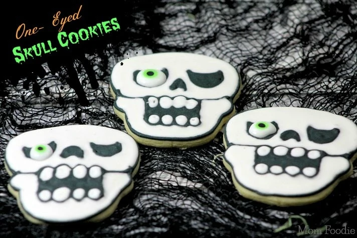 One Eye skull cookies
