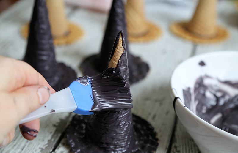 Painting With Hats with Black Candy Melts