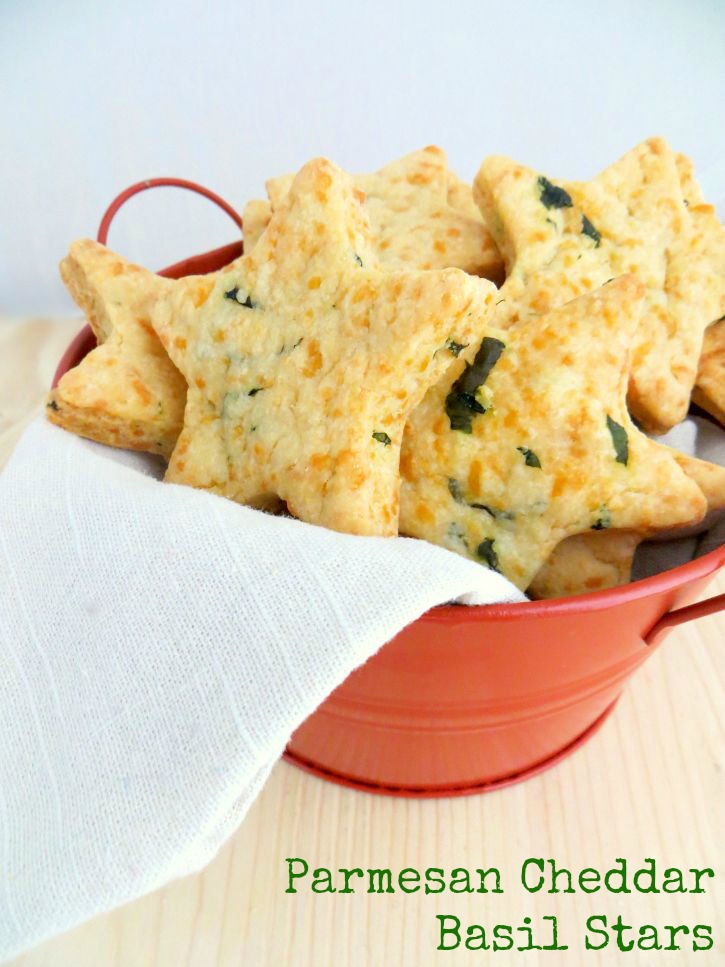 Parmesan Cheddar Basil Star crackers