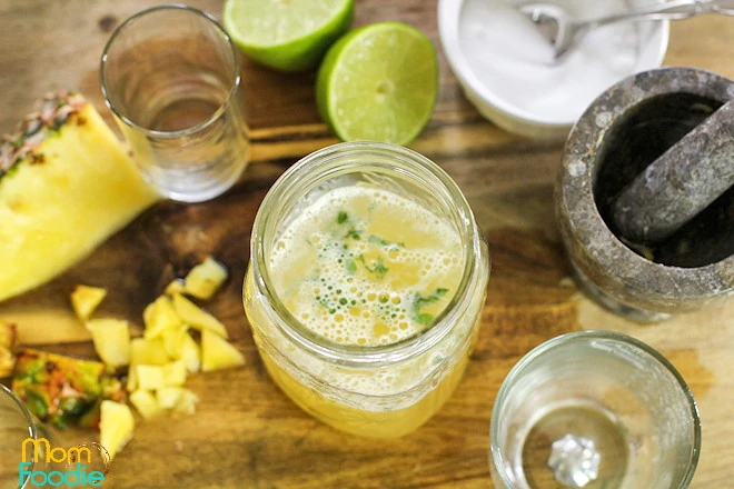 Pineapple mint Mojito