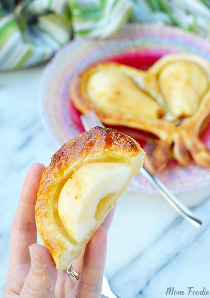 caramelized pear tart puff pastry