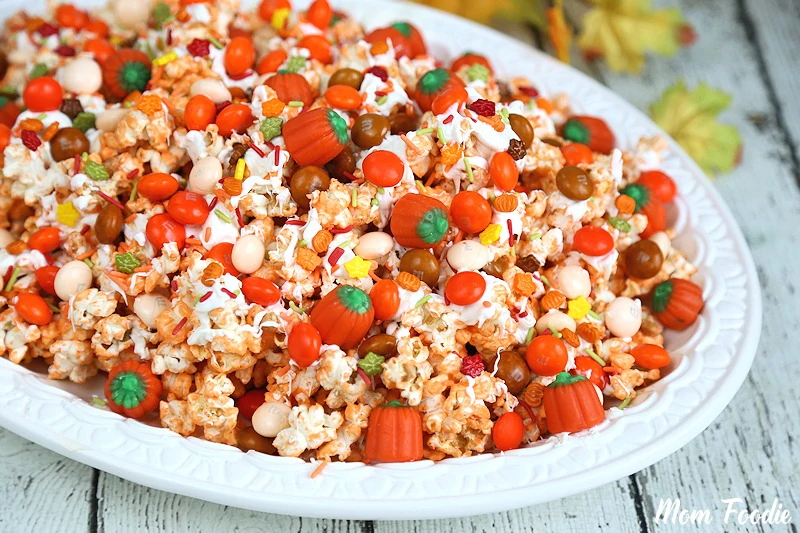 Pumpkin Spice Popcorn Mix - Fall Snack Recipe