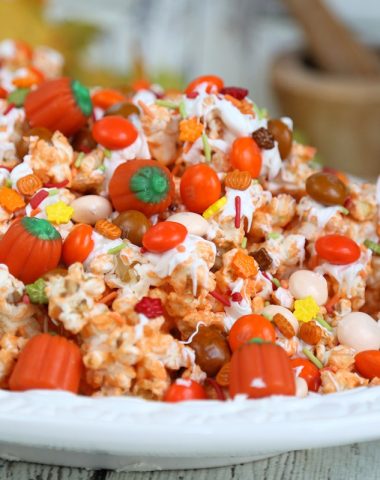 Pumpkin Spice Popcorn recipe with white chocolate